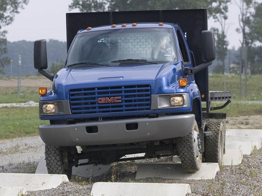  GMC TopKick C5500 Crew Cab 2004 года  (фото 3 из 7)